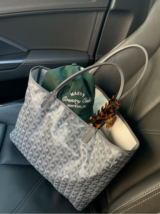 Handbags - Medium Gray Goyard Tote